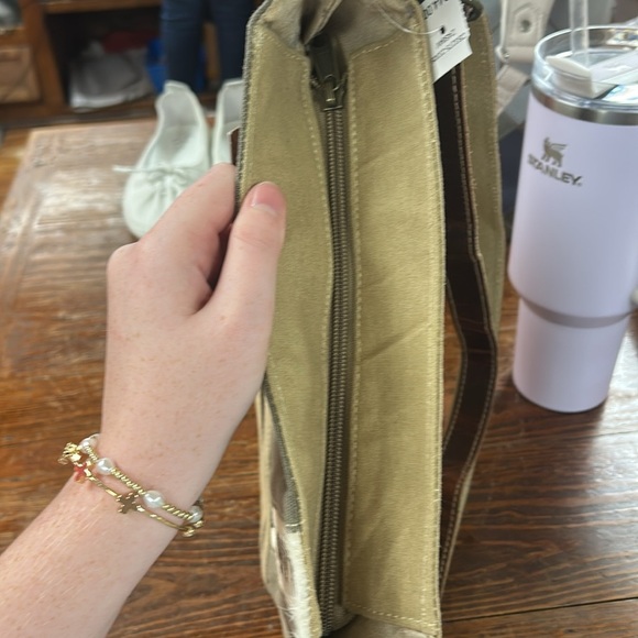 Rustic Paisley Crossbody - Sixtease - Picture 4 of 9